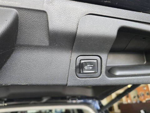 2017 GMC Acadia SLE-2