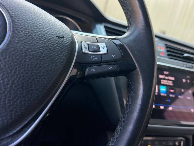 2018 Volkswagen Tiguan 2.0T SEL 4Motion
