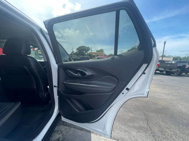 2024 GMC Terrain AT4