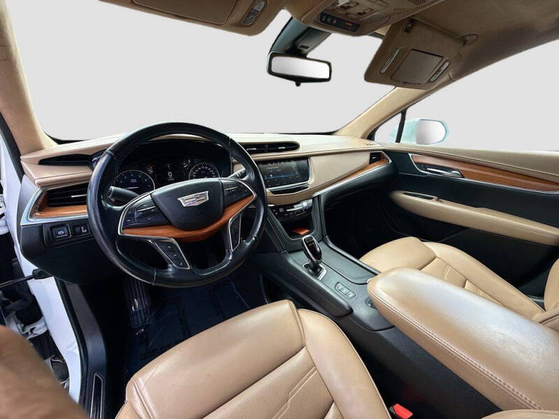 2019 Cadillac XT5 Platinum