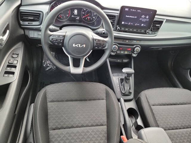 2023 Kia Rio 5-Door S