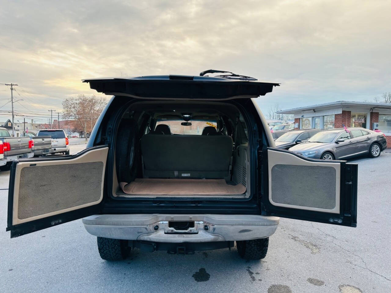 2000 Ford Excursion for sale at American Dream Motors in Winchester, VA