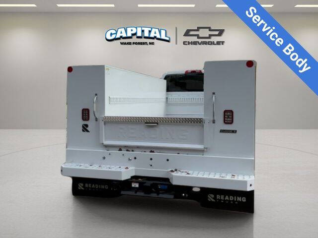 2025 Chevrolet Silverado 5500HD