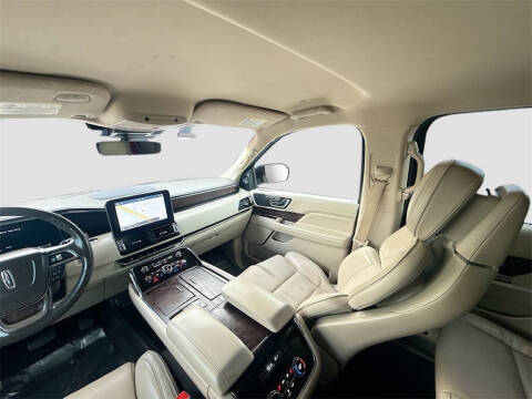 2018 Lincoln Navigator L Select