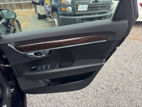 2018 Volvo S90 T5 Momentum