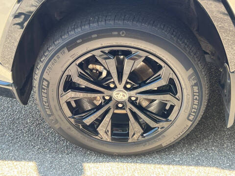 2023 Toyota RAV4 Hybrid SE