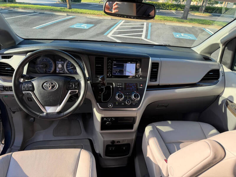 2019 Toyota Sienna