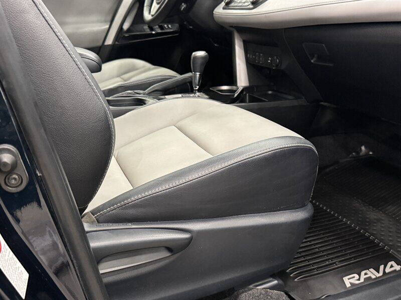 2017 Toyota RAV4 Hybrid Limited