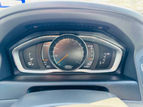2017 Volvo XC60 T5 Dynamic