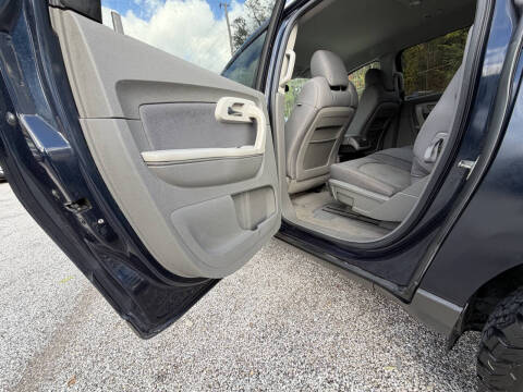 2011 Chevrolet Traverse LS