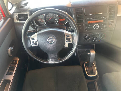 2012 Nissan Versa 1.8 S