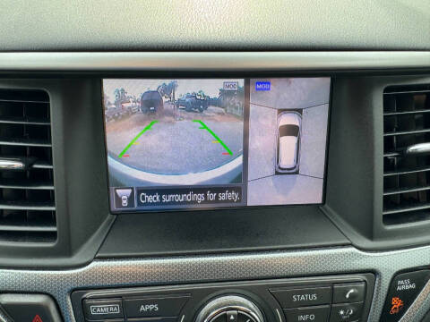 2018 Nissan Pathfinder SL