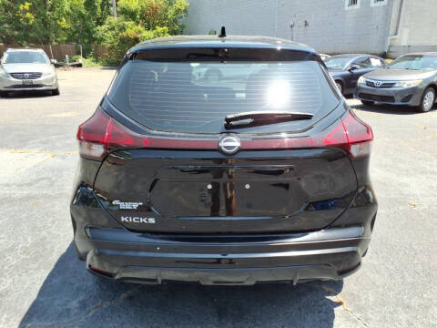 2024 Nissan Kicks S