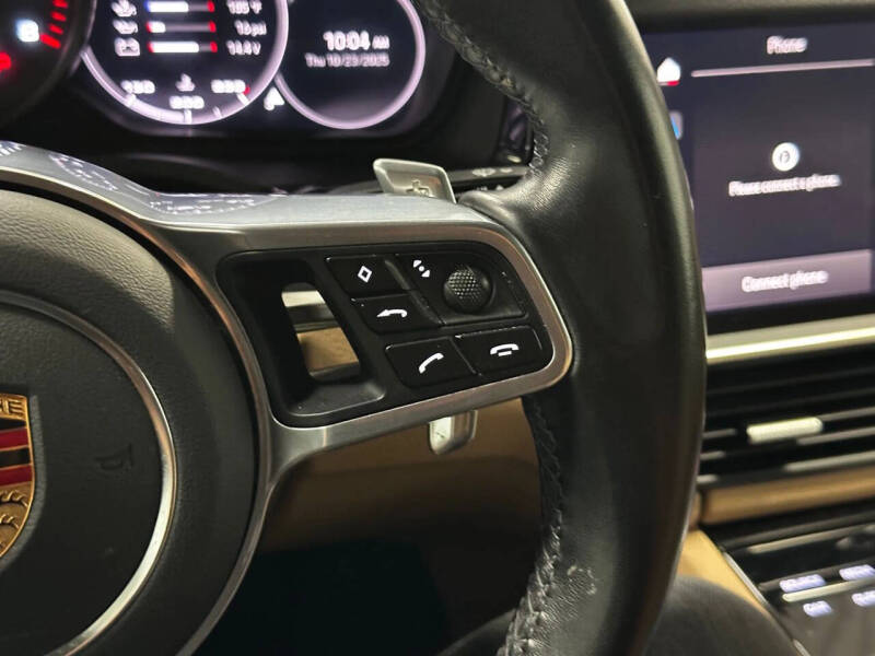 2022 Porsche Cayenne Platinum Edition