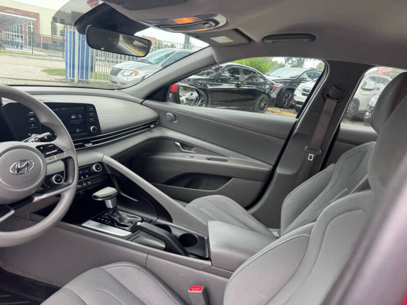 2023 Hyundai Elantra