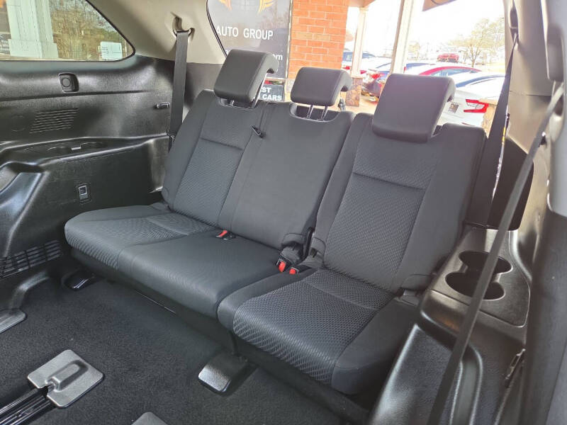 2017 Toyota Highlander LE