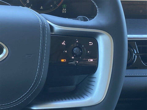 2025 Infiniti QX80 Sensory