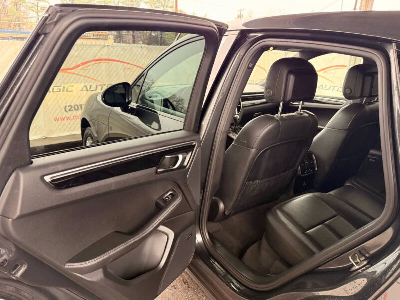 2018 Porsche Macan S