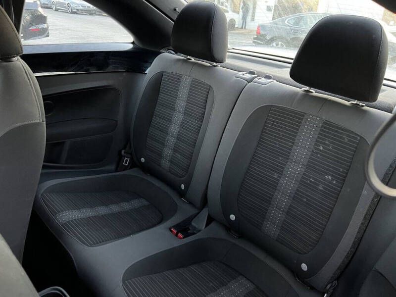2012 Volkswagen Beetle