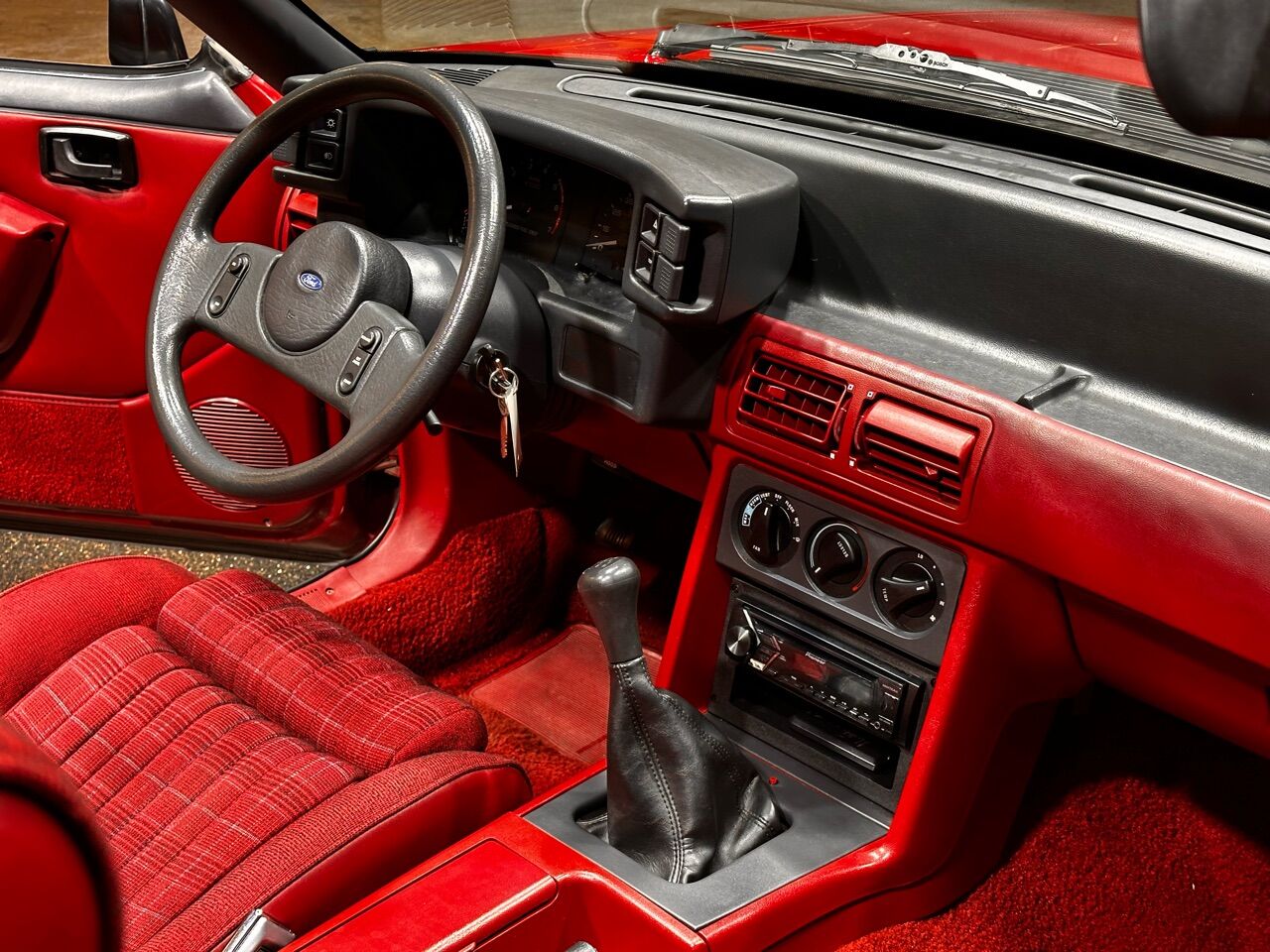 1988 Ford Mustang 39