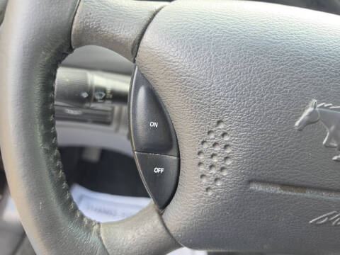 2004 Ford Mustang