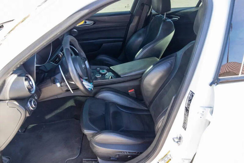 2018 Alfa Romeo Giulia Quadrifoglio