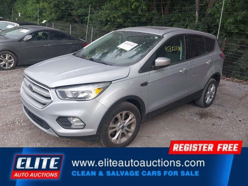 2017 Ford Escape SE