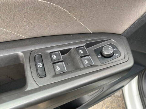 2023 Volkswagen Atlas Cross Sport V6 SEL Premium R-Line 4Motion