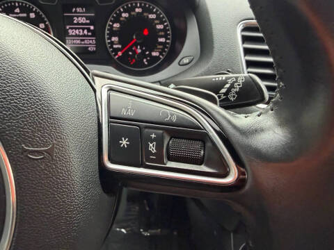 2016 Audi Q3 2.0T quattro Premium Plus