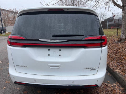 2022 Chrysler Pacifica Limited