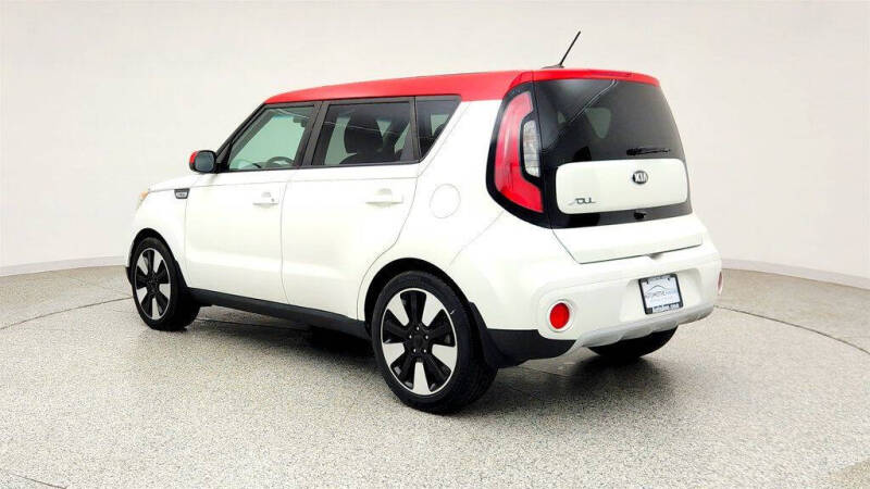 2019 Kia Soul +