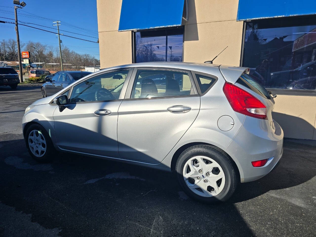 2013 Ford Fiesta for sale at GLOBE AUTO SALES in Louisville, KY