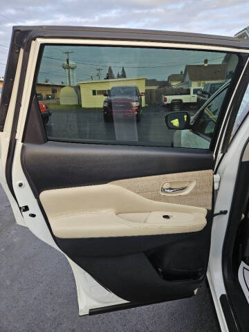 2023 Nissan Murano SL