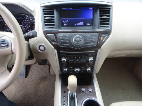 2013 Nissan Pathfinder Platinum