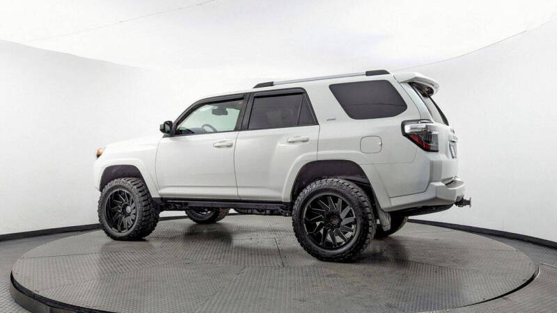 2020 Toyota 4Runner SR5
