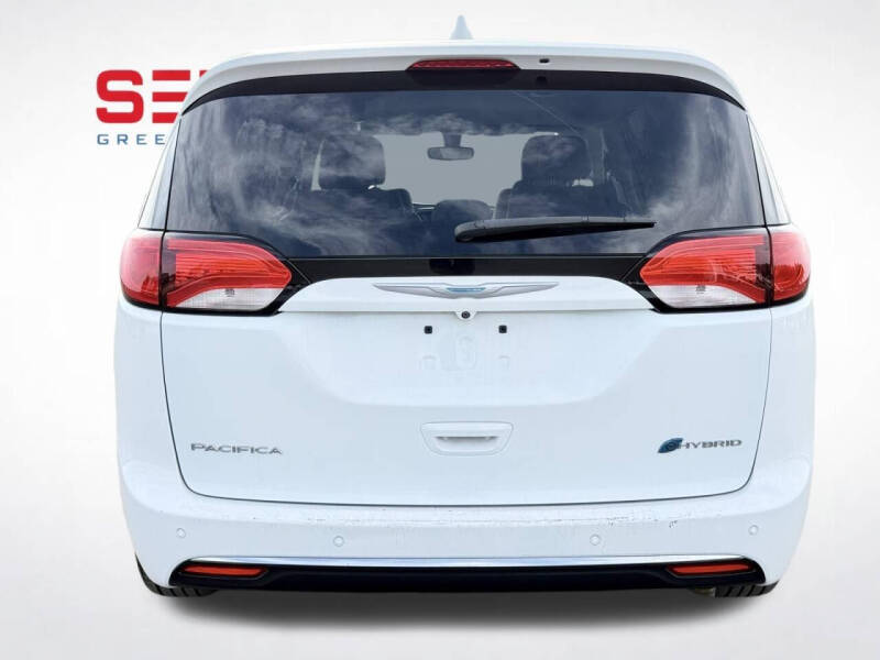 2018 Chrysler Pacifica Hybrid Touring Plus
