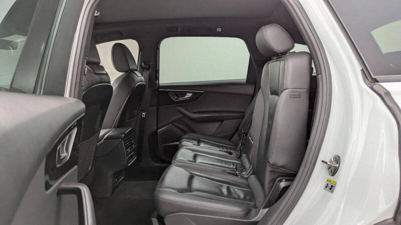 2022 Audi Q7 quattro Premium Plus 45 TFSI