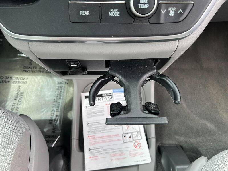 2015 Toyota Sienna L 7-Passenger