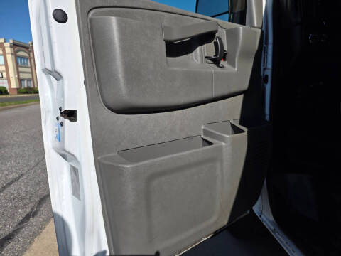 2018 Chevrolet Express 2500