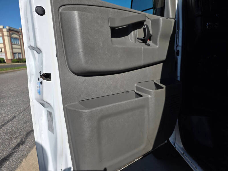 2018 Chevrolet Express 2500