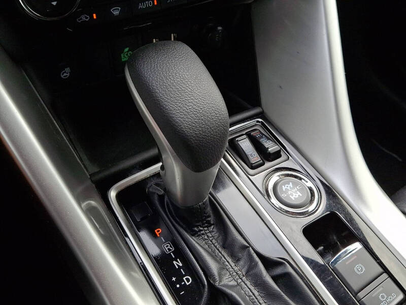 2024 Mitsubishi Eclipse Cross SEL