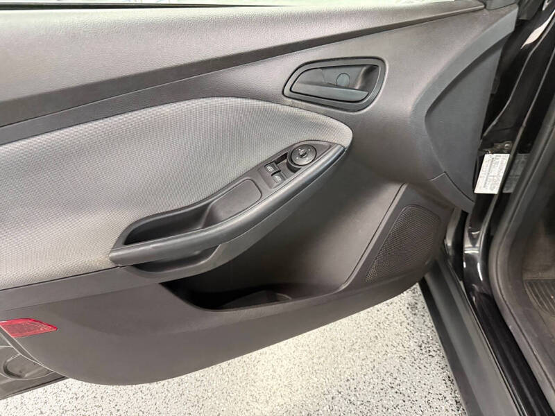 2012 Ford Focus S