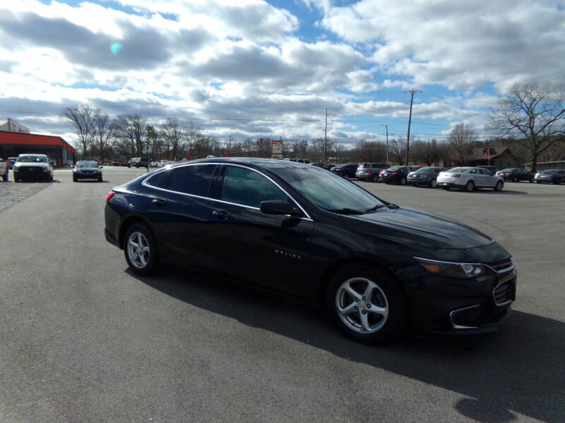 2017 Chevrolet Malibu 1FL photo 3