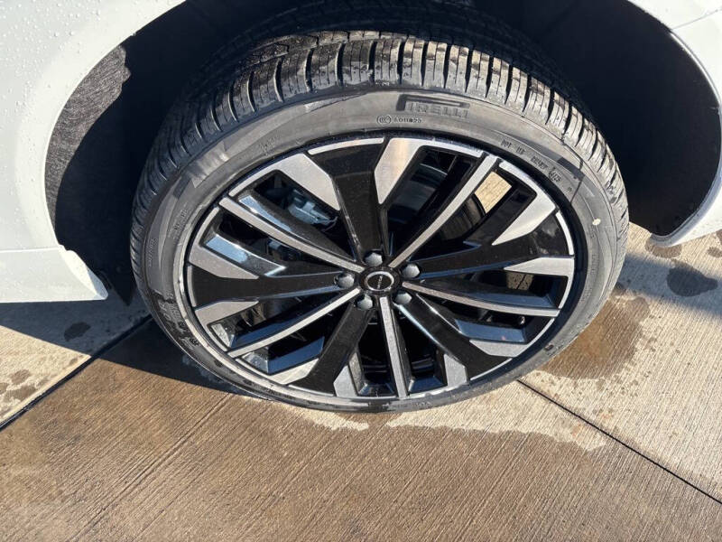 2026 Volvo XC60 T8 Ultra