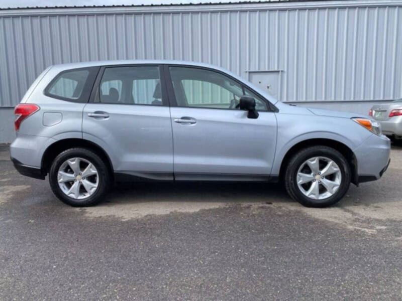 2016 Subaru Forester 2.5i
