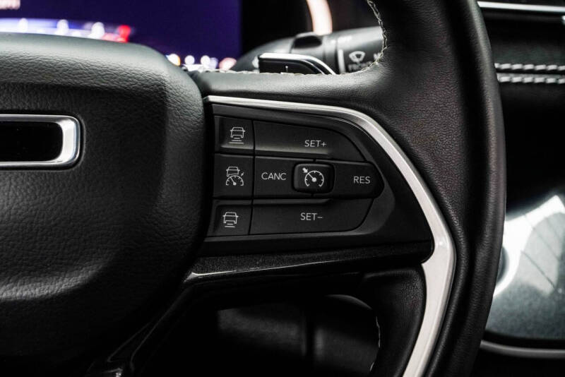 2022 Jeep Grand Cherokee L Altitude