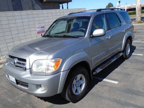 2005 Toyota Sequoia SR5