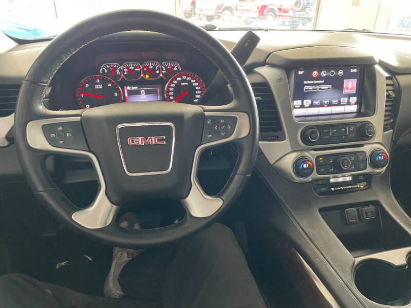 2016 GMC Yukon XL SLE