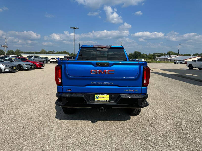 2023 GMC Sierra 1500 AT4X