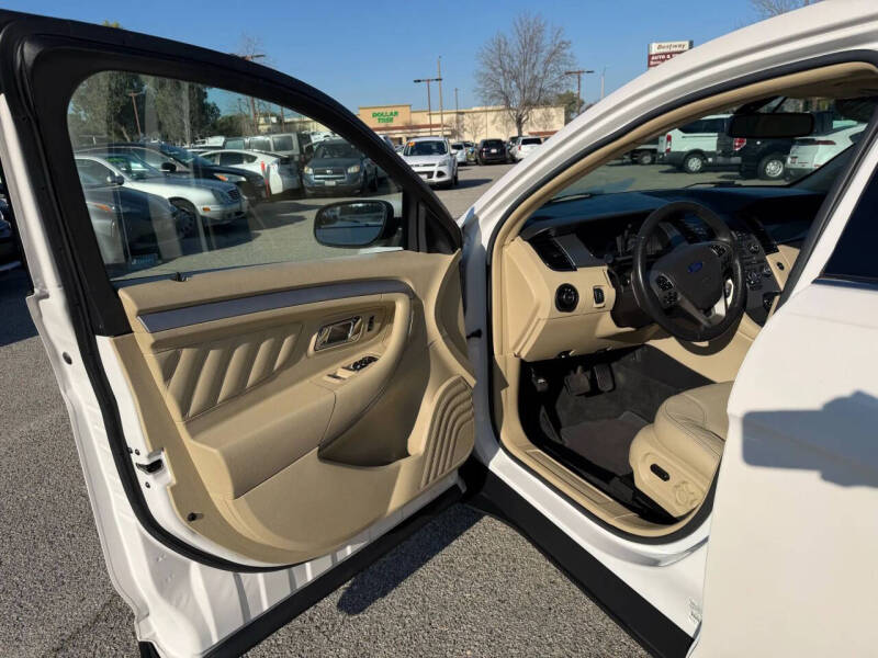 2016 Ford Taurus SEL